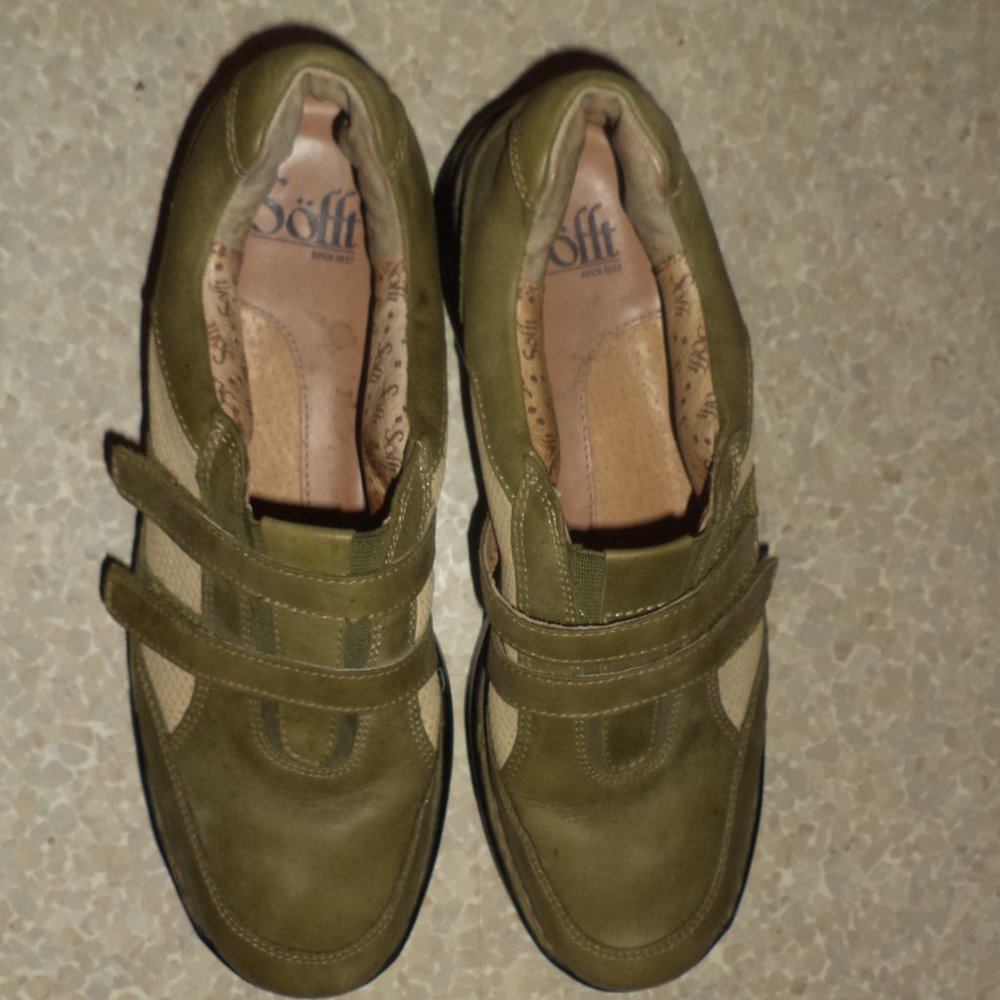 Soefft green/beige shoes sz 8.5M woman
